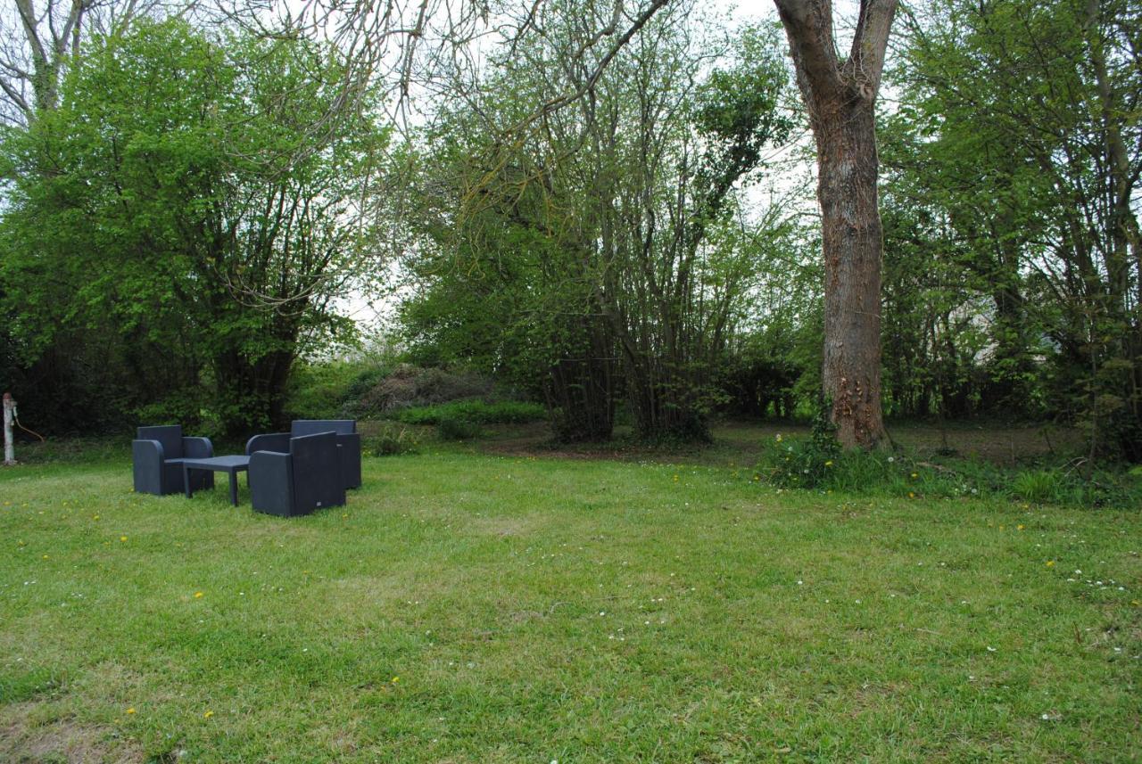 La Mirabelle 2min D'arromanches-les-bains Bed & Breakfast *